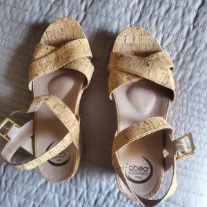NEW Abeo cork wedge platform sandals sz 9